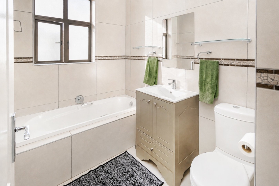 2 Bedroom Property for Sale in Xanadu Eco Park North West